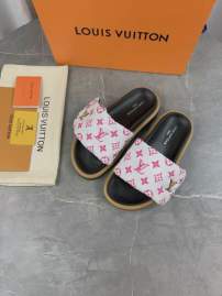 Picture of Louis Vuitton Slippers _SKULVsz35-45mnf02171151